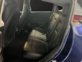 TESLA MODEL Y (Dual Motor) Long Range SUV 5dr Electric Auto 4WDE (384 bhp)