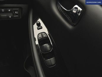 NISSAN LEAF 40kWh N-Connecta Hatchback 5dr Electric Auto (150 ps)
