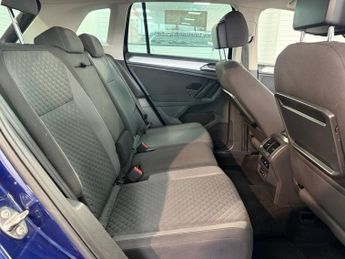 VOLKSWAGEN TIGUAN 2.0 TDI Match SUV 5dr Diesel DSG 4Motion Euro 6 (s/s) (150 ps)