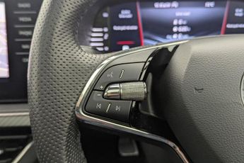 SKODA KAMIQ 1.0 TSI Monte Carlo SUV 5dr Petrol DSG Euro 6 (s/s) (110 ps)