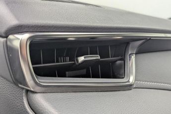 TOYOTA COROLLA 1.8 VVT-h GPF Icon Touring Sports 5dr Petrol Hybrid CVT Euro 6 (