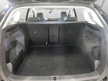 SKODA ENYAQ 62kWh 60 SUV 5dr Electric Auto (DC120kW) (179 ps)