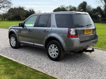 LAND ROVER FREELANDER 2 2.2 SD4 XS SUV 5dr Diesel CommandShift 4WD Euro 5 (190 ps)