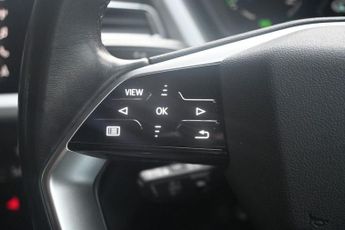 AUDI Q4 E-TRON 40 Sport SUV 5dr Electric Auto 82kWh (204 ps)