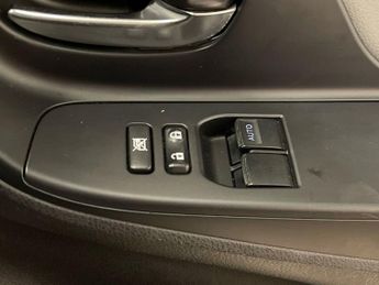 TOYOTA YARIS 1.5 VVT-h Icon Tech Hatchback 5dr Petrol Hybrid E-CVT Euro 6 (s/