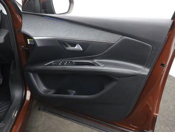 PEUGEOT 3008 1.2 PureTech Allure SUV 5dr Petrol EAT Euro 6 (s/s) (130 ps)