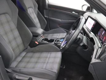 VOLKSWAGEN GOLF 1.4 TSI 13kWh GTE Hatchback 5dr Petrol Plug-in Hybrid DSG Euro 6