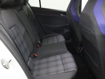 VOLKSWAGEN GOLF 1.4 TSI 13kWh GTE Hatchback 5dr Petrol Plug-in Hybrid DSG Euro 6