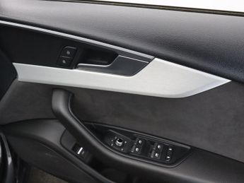 AUDI A4 AVANT 2.0 TFSI 35 S line Estate 5dr Petrol Manual Euro 6 (s/s) (150 ps