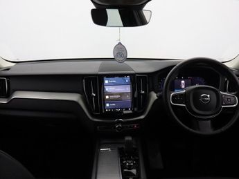 VOLVO XC60 2.0 B5 MHEV Core SUV 5dr Petrol Hybrid Auto AWD Euro 6 (s/s) (25