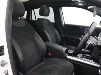 MERCEDES-BENZ GLA CLASS 1.3 GLA200 AMG Line (Premium Plus) SUV 5dr Petrol 7G-DCT Euro 6 