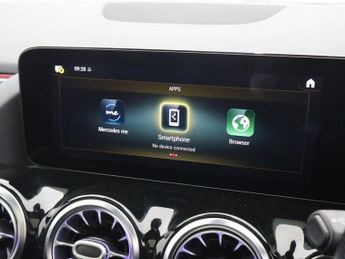 MERCEDES-BENZ GLA CLASS 1.3 GLA200 AMG Line (Premium Plus) SUV 5dr Petrol 7G-DCT Euro 6 