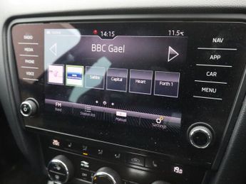 SKODA OCTAVIA 2.0 TDI vRS Estate 5dr Diesel DSG 4WD Euro 6 (s/s) (184 ps)