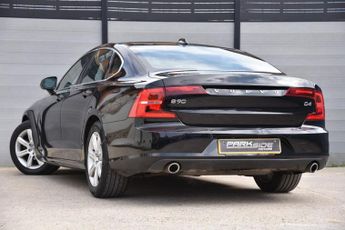 VOLVO S90 2.0 D4 Momentum Saloon 4dr Diesel Auto Euro 6 (s/s) (190 ps)