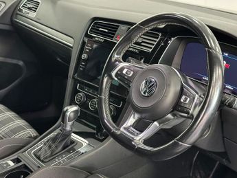 VOLKSWAGEN GOLF 2.0 TDI GTD Hatchback 5dr Diesel DSG Euro 6 (s/s) (184 ps)