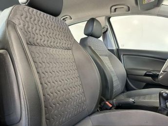 VAUXHALL CORSA 1.4 16V SE Hatchback 5dr Petrol Manual Wide Ratio Euro 5 (100 ps