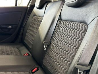 VAUXHALL CORSA 1.4 16V SE Hatchback 5dr Petrol Manual Wide Ratio Euro 5 (100 ps