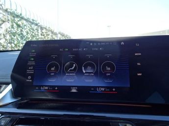 BMW IX1 30 66.5kWh xLine SUV 5dr Electric Auto xDrive (11kW Charger) (31