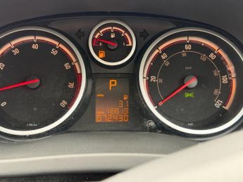 VAUXHALL CORSA 1.4 16V SE Hatchback 5dr Petrol Auto Euro 5 (100 ps)