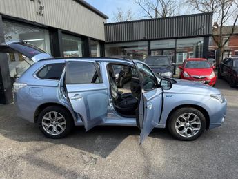 MITSUBISHI OUTLANDER 2.0h 12kWh GX4hs SUV 5dr Petrol Plug-in Hybrid CVT 4WD Euro 5 (s