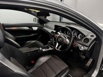 MERCEDES-BENZ C-CLASS 2.1 C250 CDI BlueEfficiency AMG Sport Coupe 2dr Diesel G-Tronic+