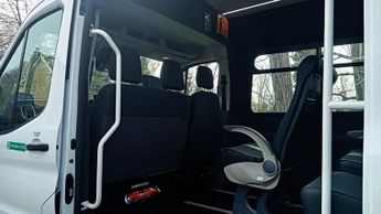 FORD E-TRANSIT 425 68kWh Trend Minibus 5dr Electric Auto RWD L3 H2 (184 ps).*15