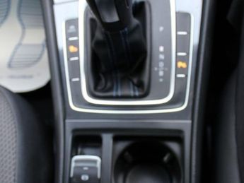 VOLKSWAGEN E-GOLF 35.8kWh e-Golf Hatchback 5dr Electric Auto (136 ps)