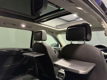 VOLKSWAGEN TIGUAN ALLSPACE 2.0 TDI SEL SUV 5dr Diesel DSG 7 Seats 4Motion Euro 6 (s/s) (150