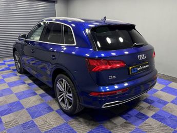 AUDI Q5 2.0 TDI 40 S line SUV 5dr Diesel S Tronic quattro Euro 6 (s/s) (