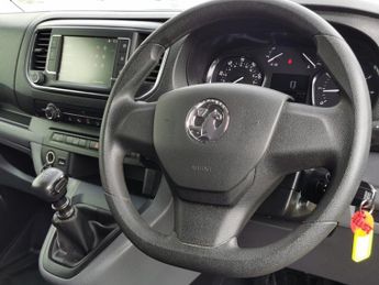 VAUXHALL VIVARO 1.5 Turbo D 2900 Dynamic Panel Van 6dr Diesel Manual L2 H1 Euro 