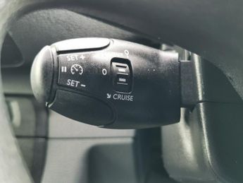 VAUXHALL VIVARO 1.5 Turbo D 2900 Dynamic Panel Van 6dr Diesel Manual L2 H1 Euro 