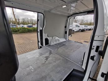 VAUXHALL VIVARO 1.5 Turbo D 2900 Dynamic Panel Van 6dr Diesel Manual L2 H1 Euro 