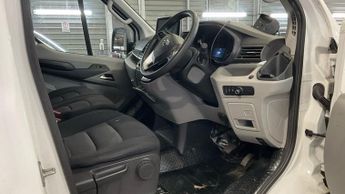 MAXUS EDELIVER 9 72kWh Panel Van 5dr Electric Auto FWD L3 H2 (204 ps)