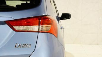 HYUNDAI IX20 1.6 Active Hatchback 5dr Petrol Auto Euro 5 (123 bhp)