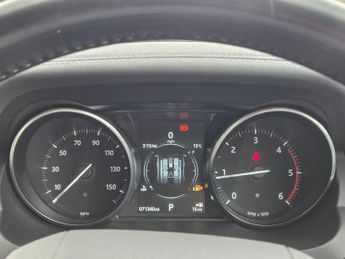 LAND ROVER RANGE ROVER EVOQUE 2.0 TD4 SE Tech SUV 5dr Diesel Auto 4WD Euro 6 (s/s) (180 ps)