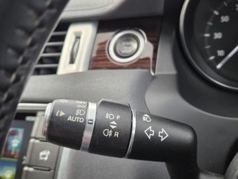 LAND ROVER RANGE ROVER EVOQUE 2.0 TD4 SE Tech SUV 5dr Diesel Auto 4WD Euro 6 (s/s) (180 ps)