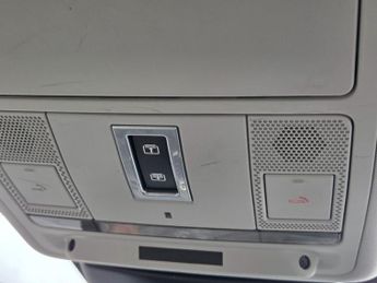 LAND ROVER RANGE ROVER EVOQUE 2.0 TD4 SE Tech SUV 5dr Diesel Auto 4WD Euro 6 (s/s) (180 ps)