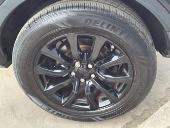 LAND ROVER RANGE ROVER EVOQUE 2.0 TD4 SE Tech SUV 5dr Diesel Auto 4WD Euro 6 (s/s) (180 ps)