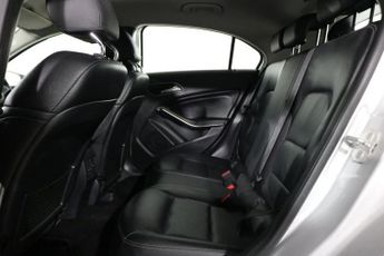 MERCEDES-BENZ A-CLASS 1.5 A180d Sport (Executive) Hatchback 5dr Diesel 7G-DCT Euro 6 (