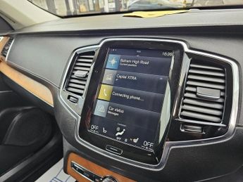 VOLVO XC90 AUTOMATIC 2.0h T8 Twin Engine 10.4kWh Inscription Pro SUV 5dr Pe