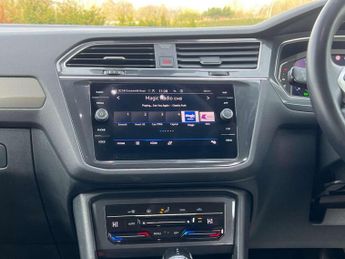 VOLKSWAGEN TIGUAN 1.5 Tiguan Allspace Life TSi Semi-Auto 5dr