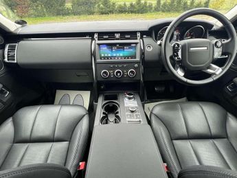 LAND ROVER DISCOVERY 3.0 SD V6 SE SUV 5dr Diesel Auto 4WD Euro 6 (s/s) (306 ps)