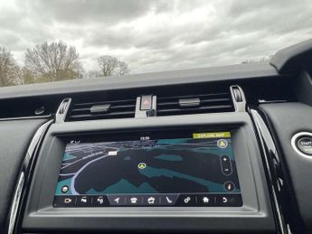 LAND ROVER DISCOVERY 3.0 SD V6 SE SUV 5dr Diesel Auto 4WD Euro 6 (s/s) (306 ps)