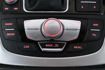 AUDI A6 AVANT 2.0 TDI ultra SE Estate 5dr Diesel S Tronic Euro 6 (s/s) (190 ps