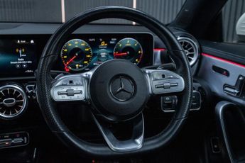 MERCEDES-BENZ CLA 2.0 CLA220d AMG Line (Premium Plus 2) Coupe 4dr Diesel 8G-DCT Eu