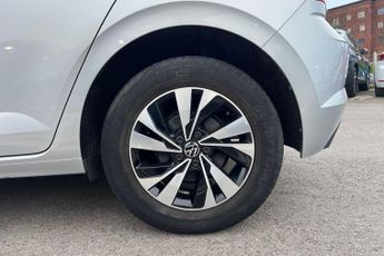 VOLKSWAGEN POLO 1.0 TSI Match Hatchback 5dr Petrol DSG Euro 6 (s/s) (95 ps) Fron