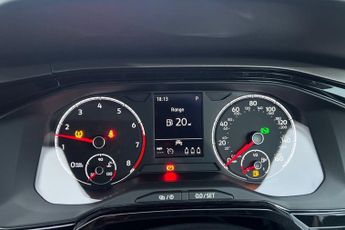 VOLKSWAGEN POLO 1.0 TSI Match Hatchback 5dr Petrol DSG Euro 6 (s/s) (95 ps) Fron