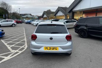 VOLKSWAGEN POLO 1.0 TSI Match Hatchback 5dr Petrol DSG Euro 6 (s/s) (95 ps) Fron
