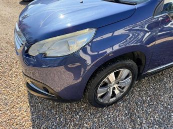PEUGEOT 2008 1.6 e-HDi Allure SUV 5dr Diesel EGC Euro 5 (s/s) (92 ps)