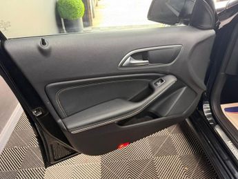 MERCEDES-BENZ A-CLASS 1.6 A180 Sport Hatchback 5dr Petrol 7G-DCT Euro 6 (s/s) (122 ps)